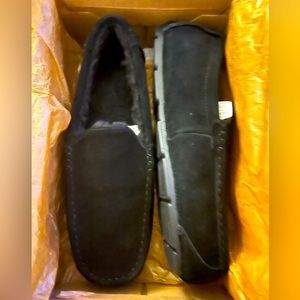 Men’s Ugg slippers size 12